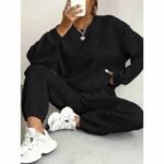 womenstwistknittexturedautumnwinteroutfit